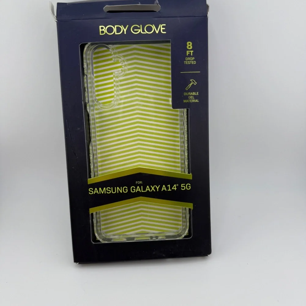 Box of 20 Phone Cases all brand new